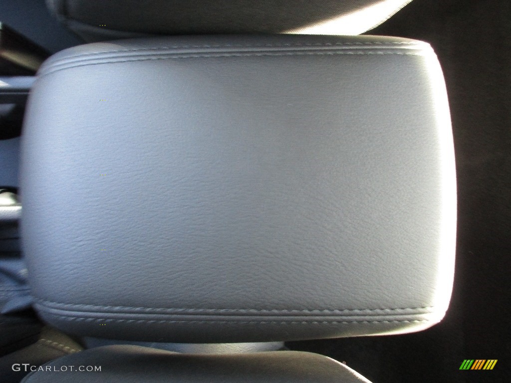 2016 Focus SE Sedan - Race Red / Charcoal Black photo #20