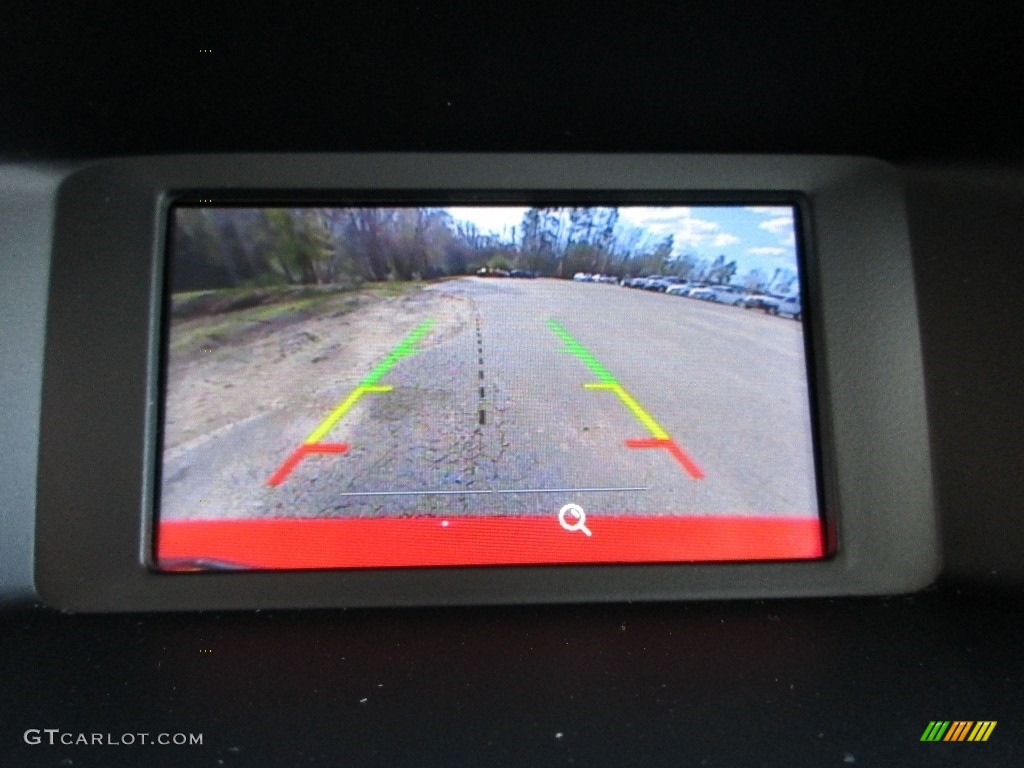 2016 Focus SE Sedan - Race Red / Charcoal Black photo #25