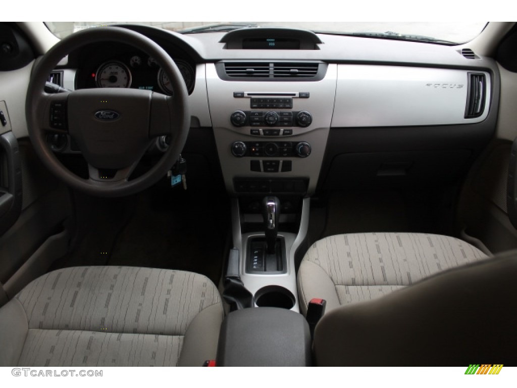2008 Focus SE Sedan - Vista Blue Metallic / Medium Stone photo #10
