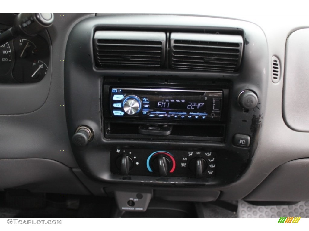 2003 Ranger Edge Regular Cab - Bright Red / Dark Graphite photo #12