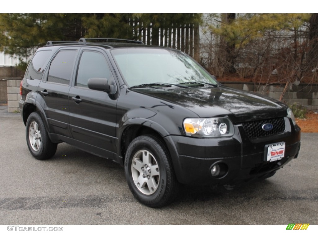 2005 Escape Limited 4WD - Black / Medium/Dark Pebble Beige photo #2