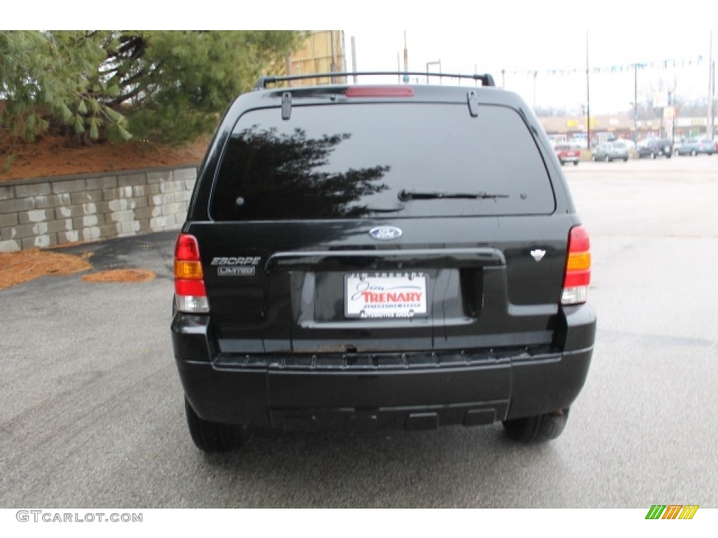2005 Escape Limited 4WD - Black / Medium/Dark Pebble Beige photo #6