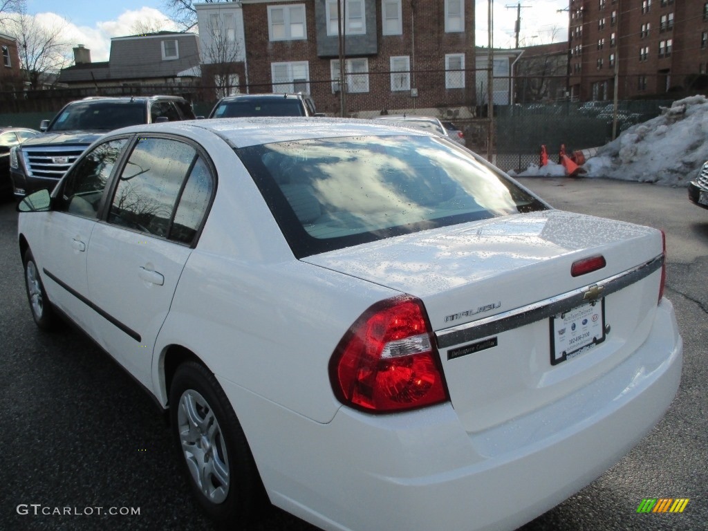 2005 Malibu Sedan - White / Gray photo #3