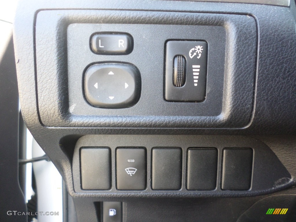 2011 CT 200h Hybrid Premium - Starfire White Pearl / Black photo #9