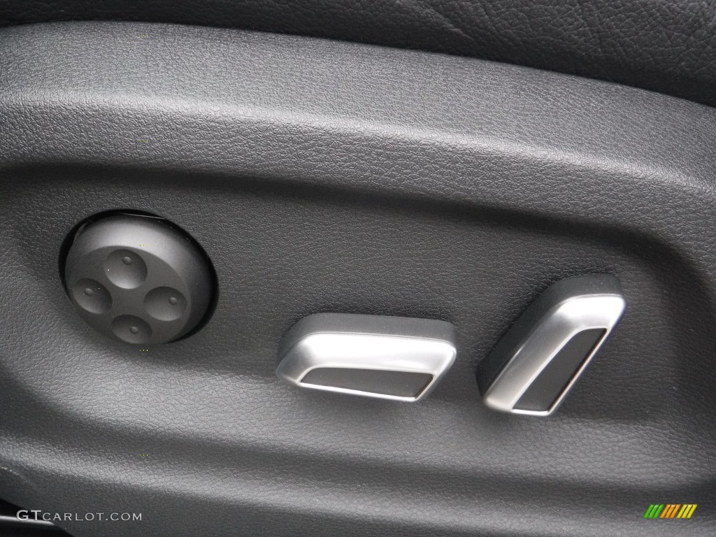 2016 Q5 2.0 TFSI Premium quattro - Monsoon Gray Metallic / Black photo #22