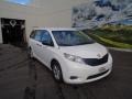 Front 3/4 View of 2013 Sienna V6