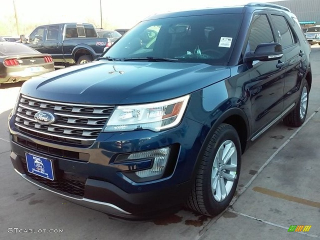 2016 Explorer XLT - Blue Jeans Metallic / Ebony Black photo #6