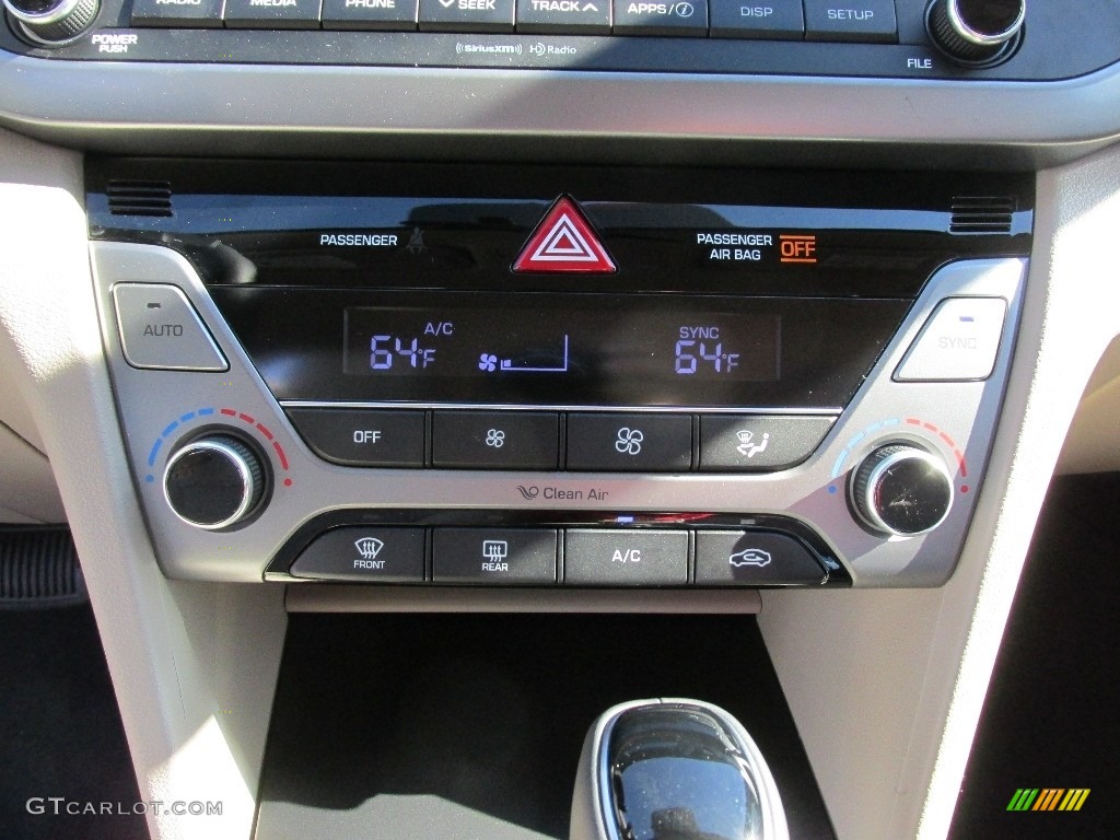 2017 Elantra SE - White / Beige photo #24