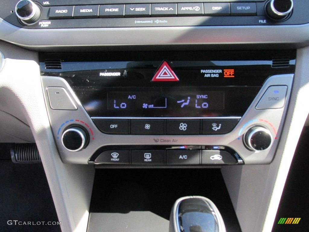 2017 Elantra SE - White / Gray photo #24