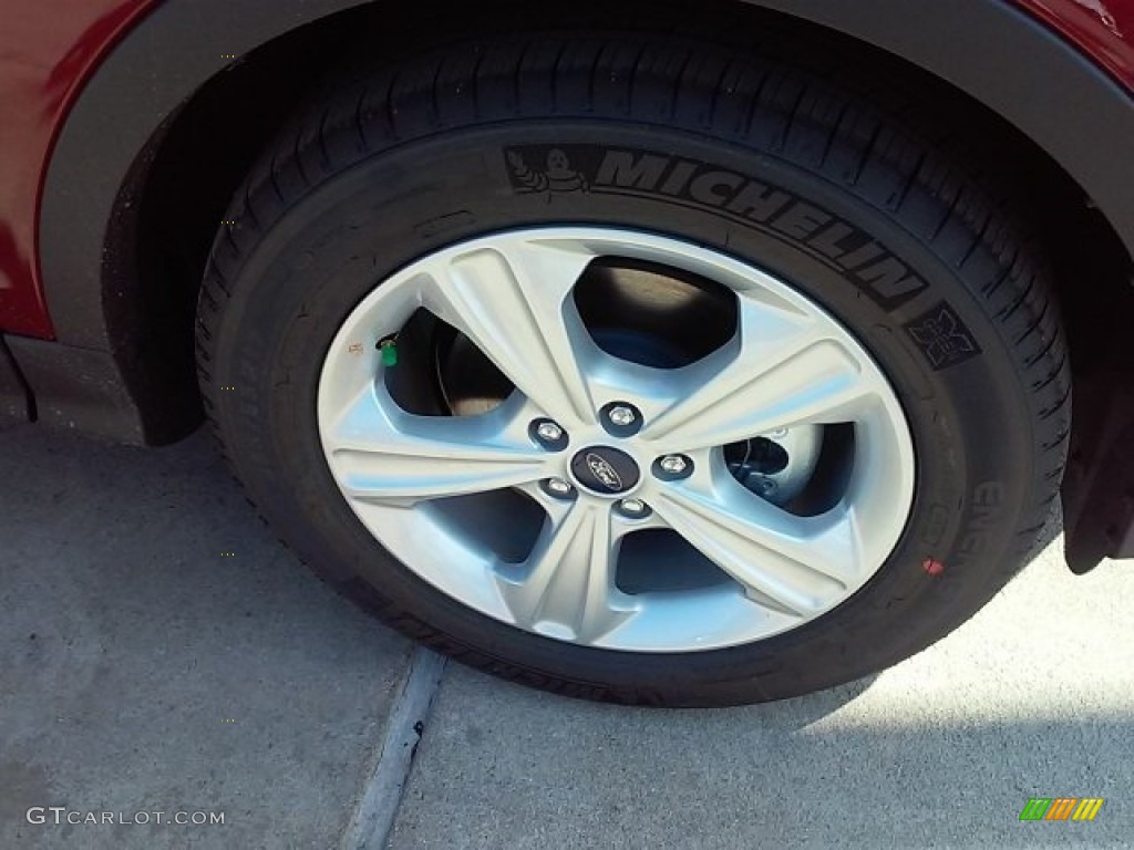 2016 Escape SE - Ruby Red Metallic / Charcoal Black photo #3