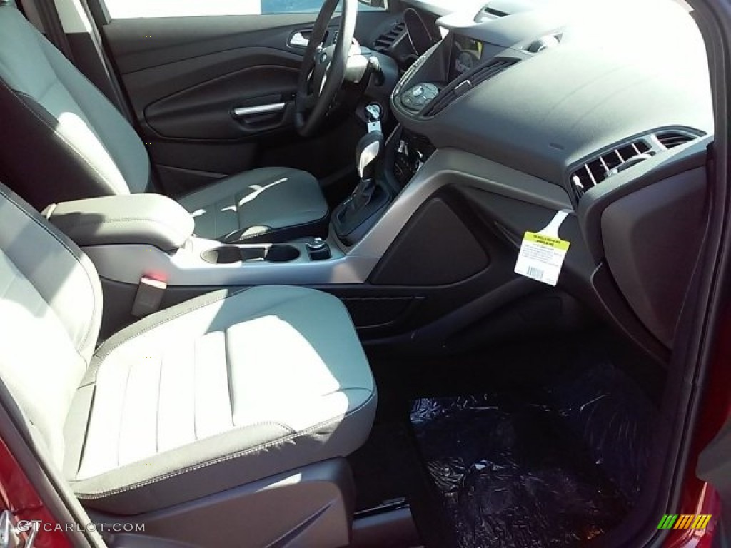 2016 Escape SE - Ruby Red Metallic / Charcoal Black photo #11