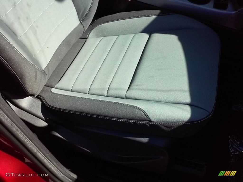 2016 Escape SE - Ruby Red Metallic / Charcoal Black photo #12