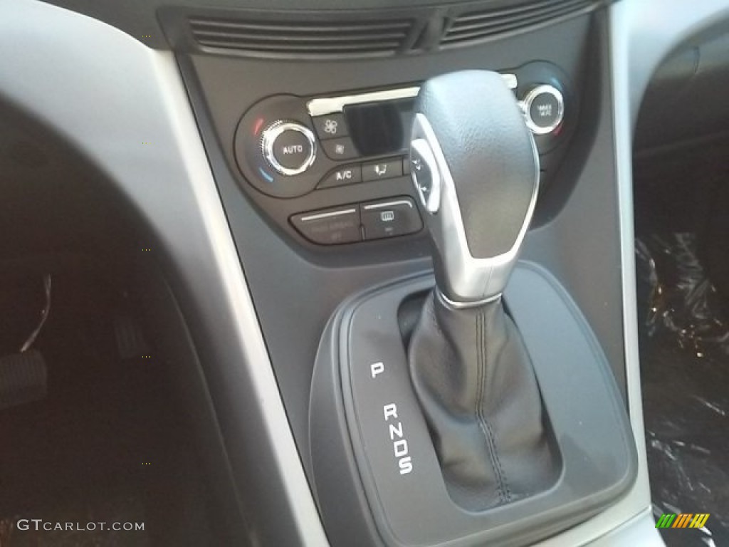 2016 Escape SE - Ruby Red Metallic / Charcoal Black photo #22