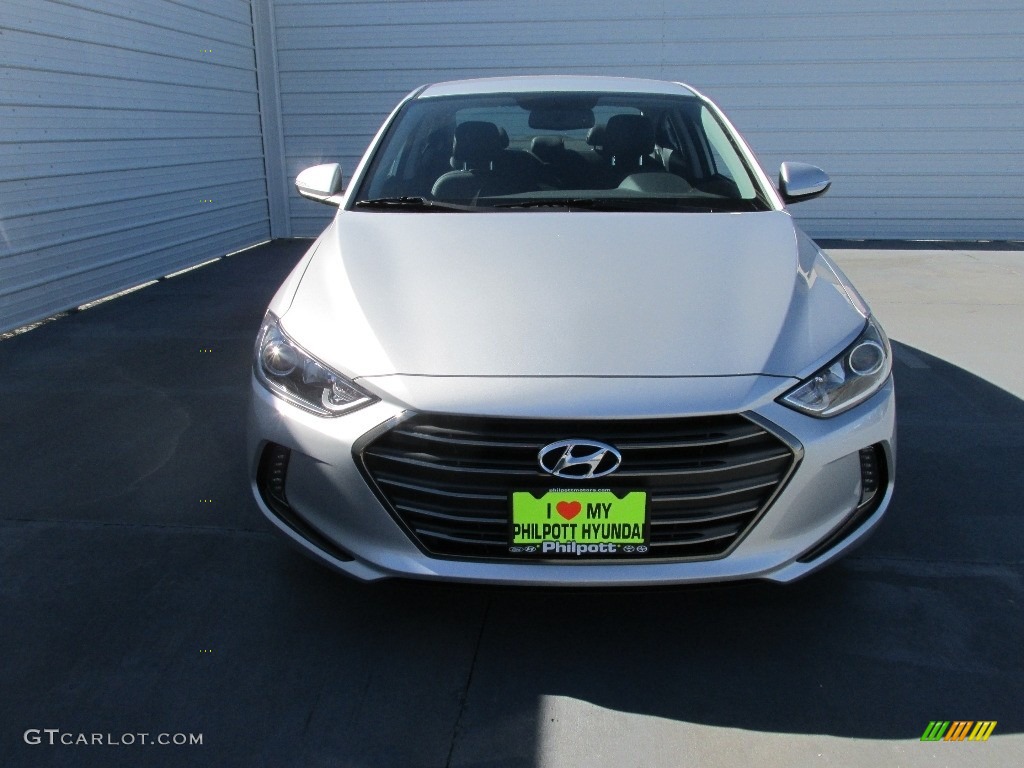 2017 Elantra SE - Silver / Black photo #8