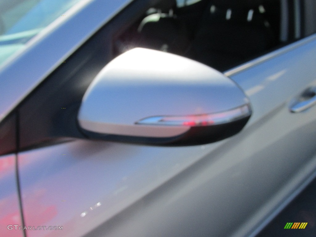 2017 Elantra SE - Silver / Black photo #12