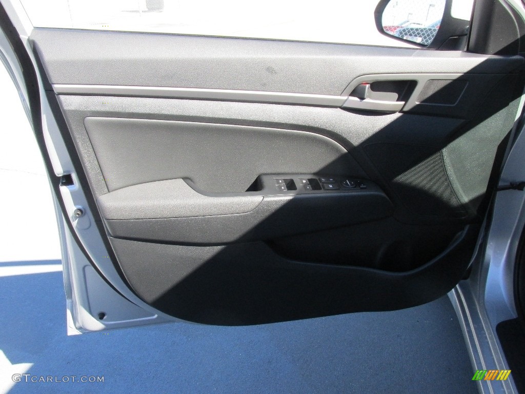 2017 Elantra SE - Silver / Black photo #19