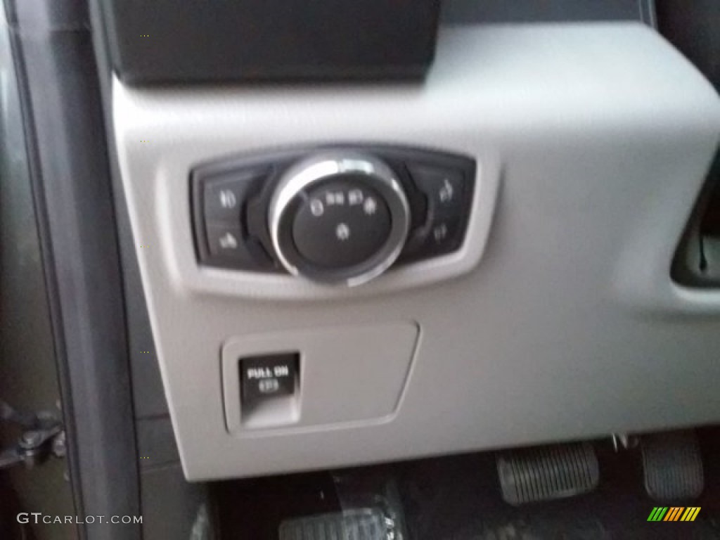 2016 F150 XL Regular Cab - Magnetic / Medium Earth Gray photo #21