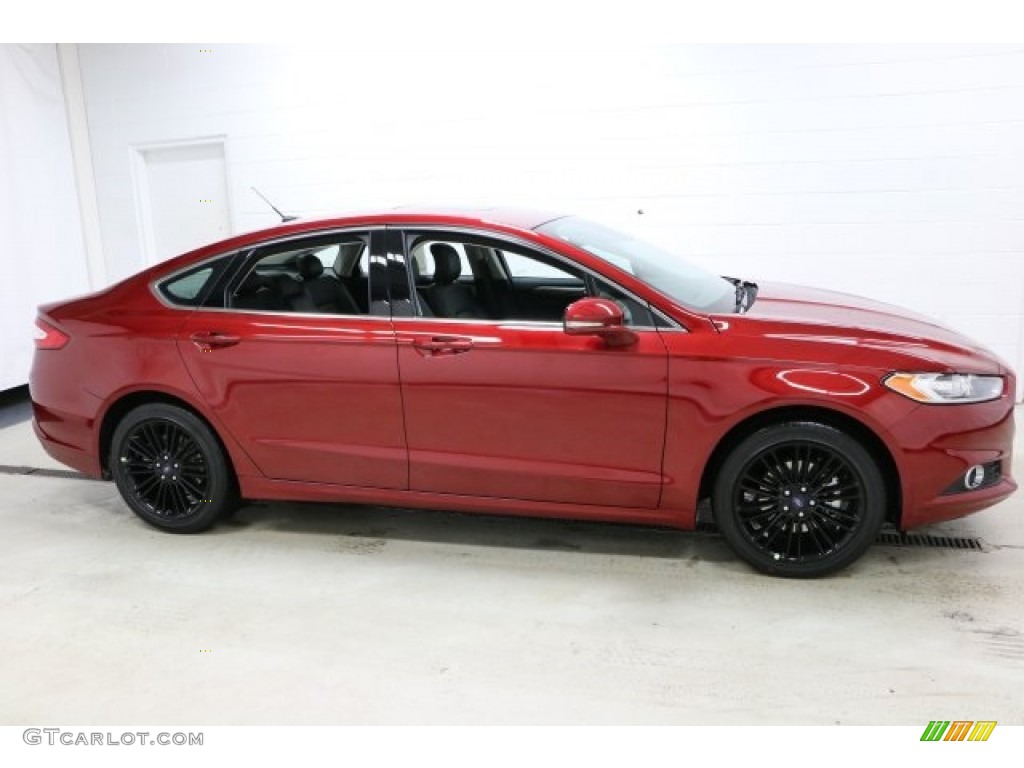 2016 Fusion SE - Ruby Red Metallic / Charcoal Black photo #1