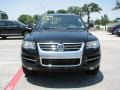 Black Uni - Touareg 2 V8 Photo No. 2