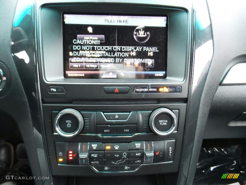 2016 Explorer XLT 4WD - Magnetic Metallic / Ebony Black photo #17