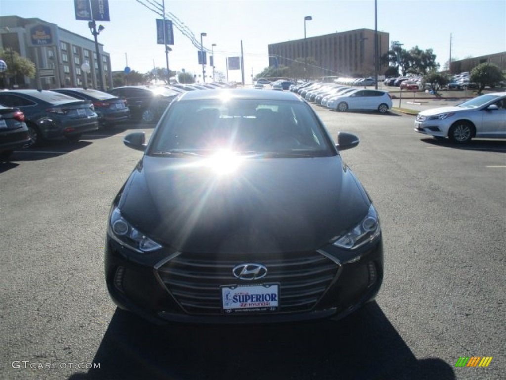 2017 Elantra Limited - Black / Gray photo #20