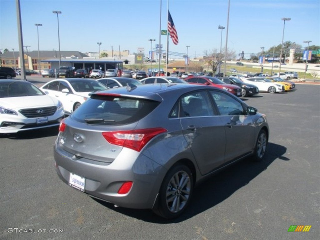 2017 Elantra SE - Gray / Gray photo #12