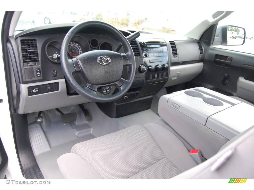 2007 Tundra Regular Cab - Super White / Graphite Gray photo #10