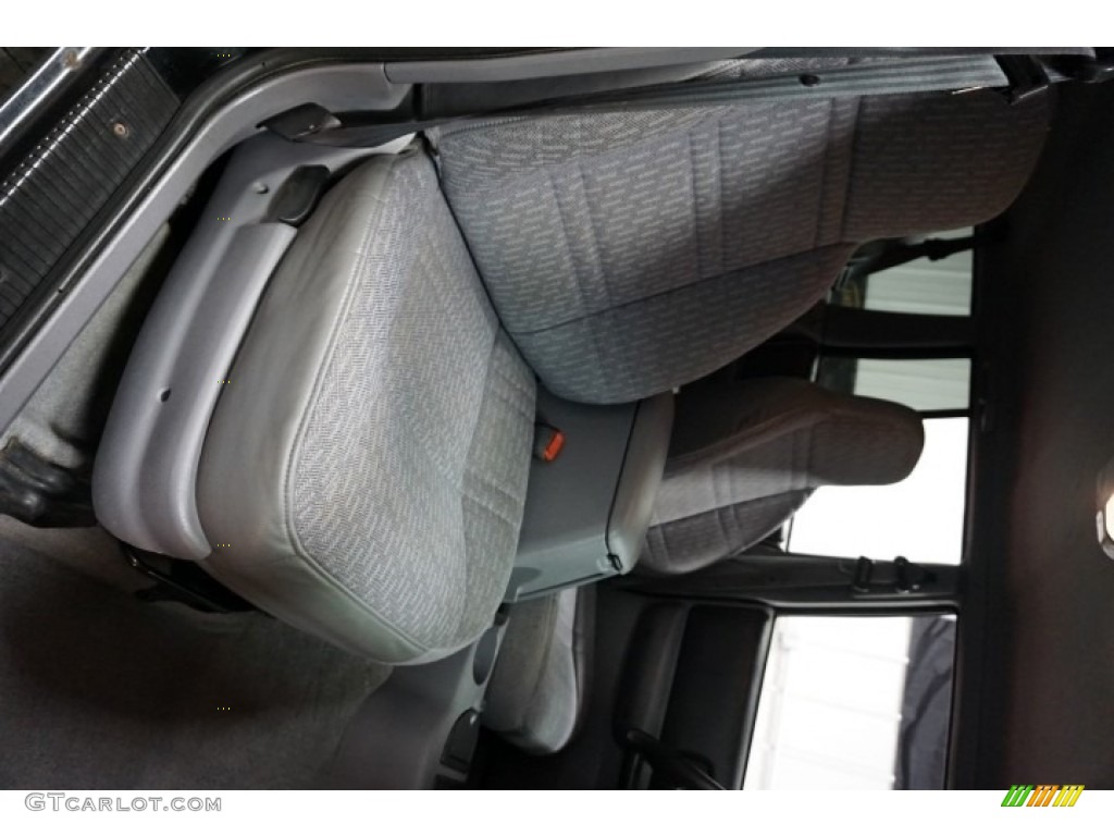 1998 Cherokee Sport 4x4 - Black / Mist Gray photo #17