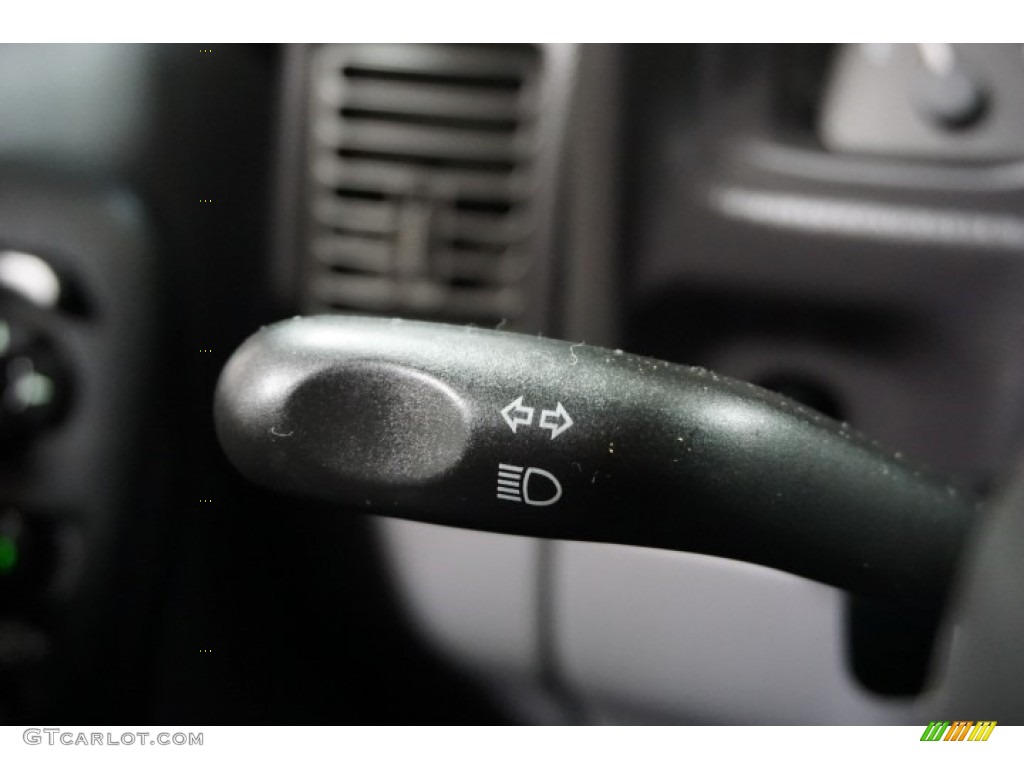 1998 Cherokee Sport 4x4 - Black / Mist Gray photo #33