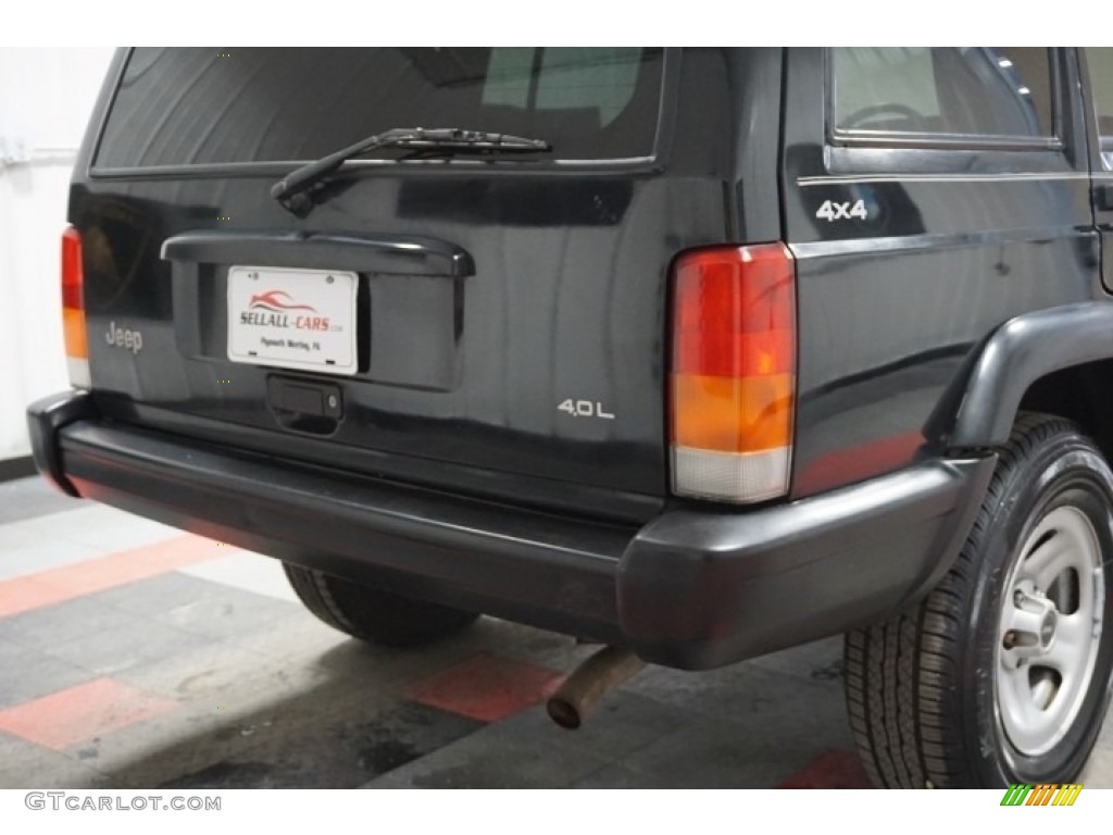 1998 Cherokee Sport 4x4 - Black / Mist Gray photo #66