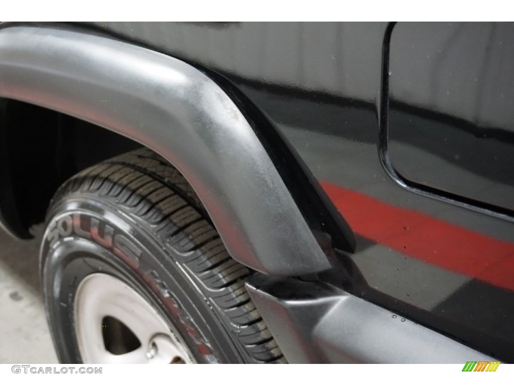 1998 Cherokee Sport 4x4 - Black / Mist Gray photo #70