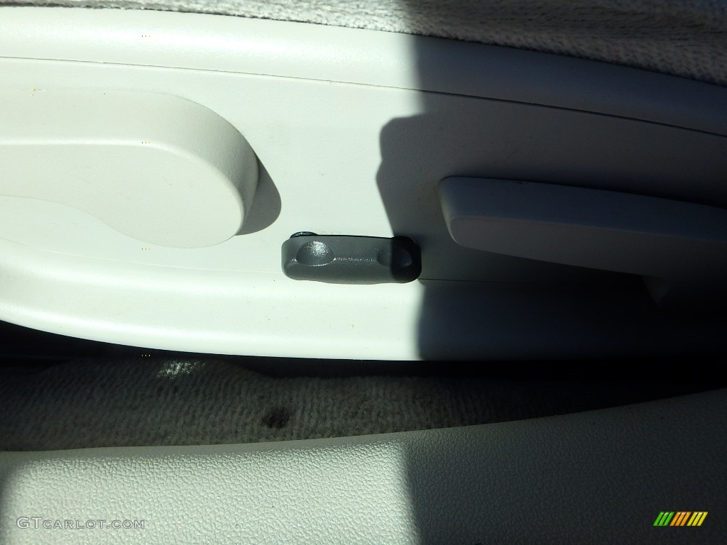 2008 Impala LT - Precision Red / Ebony Black photo #26