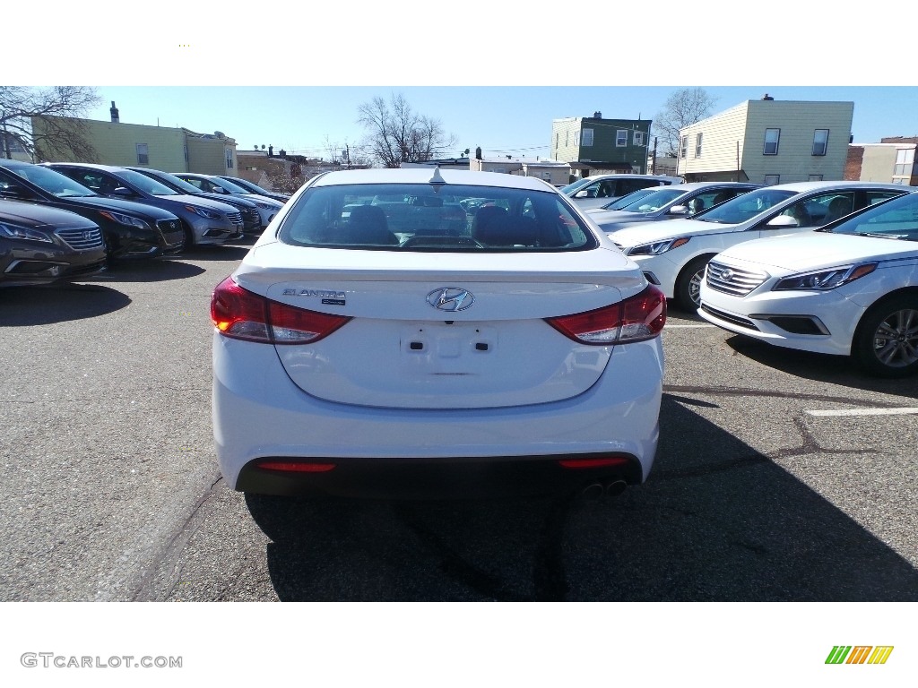2013 Elantra Coupe SE - Monaco White / Gray photo #5