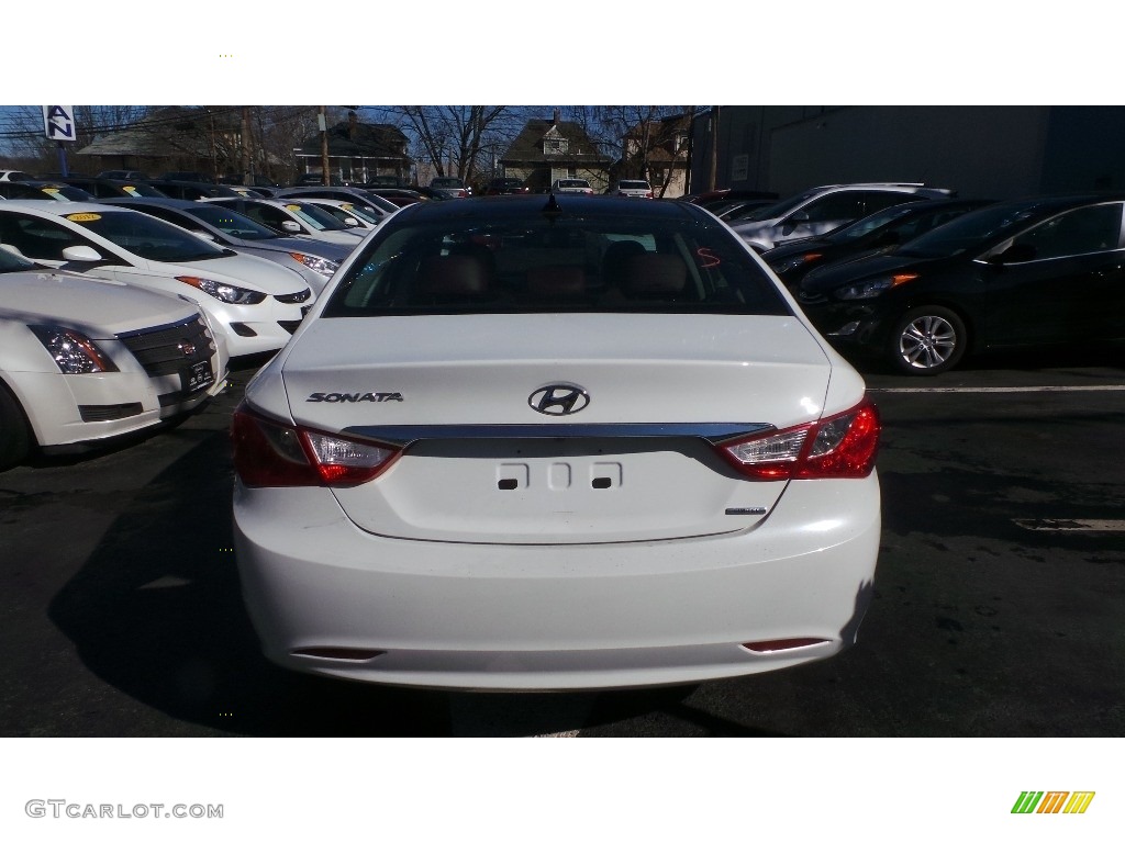 2013 Genesis Coupe 2.0T Premium - White Satin Pearl / Black Cloth photo #5