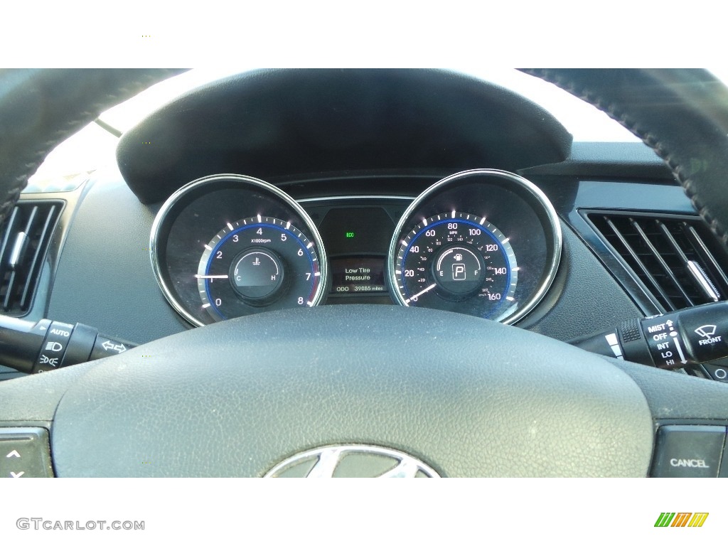 2013 Genesis Coupe 2.0T Premium - White Satin Pearl / Black Cloth photo #10