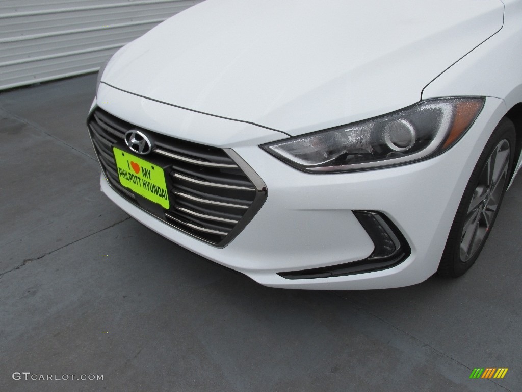 2017 Elantra SE - White / Black photo #11