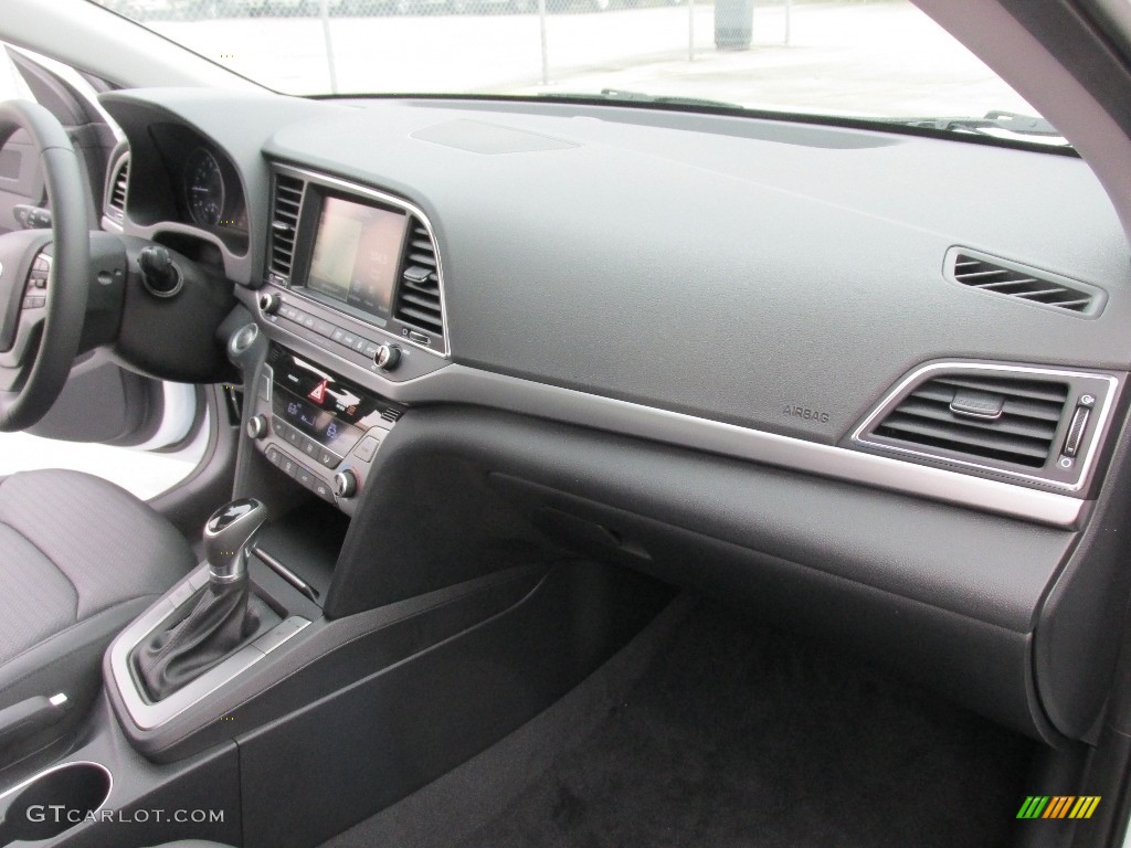 2017 Elantra SE - White / Black photo #16