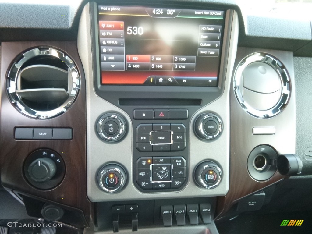 2016 Ford F350 Super Duty Lariat Crew Cab 4x4 DRW Controls Photo #110900560