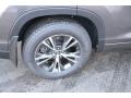 Predawn Gray Mica - Highlander XLE Photo No. 10
