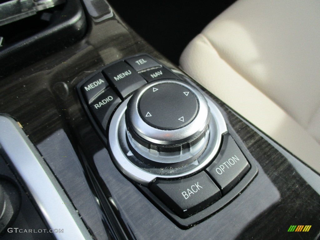 2013 5 Series 528i xDrive Sedan - Dark Graphite Metallic II / Oyster/Black photo #18