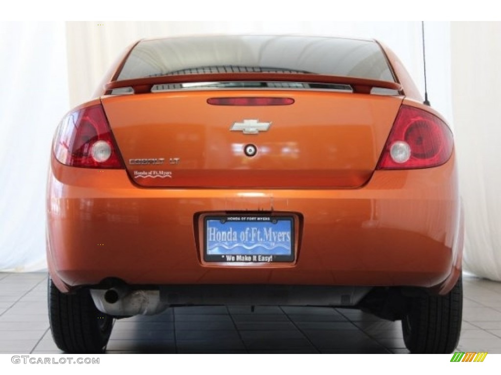 2006 Cobalt LT Sedan - Sunburst Orange Metallic / Gray photo #6