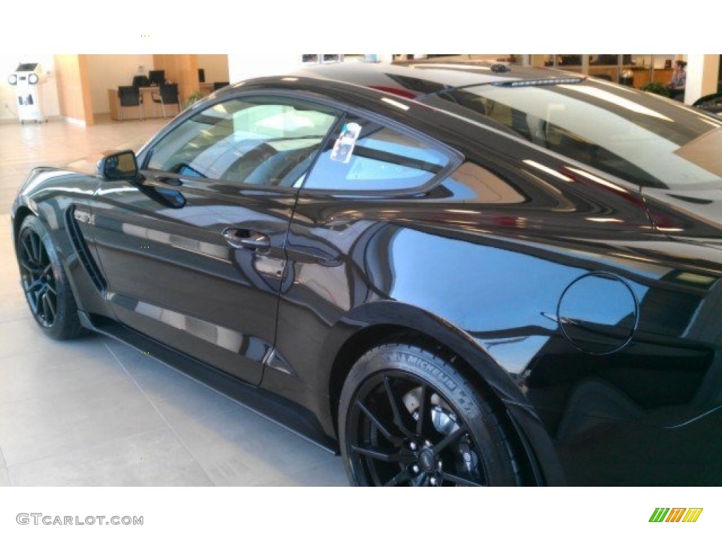 2016 Mustang Shelby GT350 - Shadow Black / Ebony photo #9