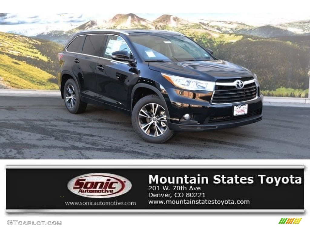 Midnight Black Metallic Toyota Highlander