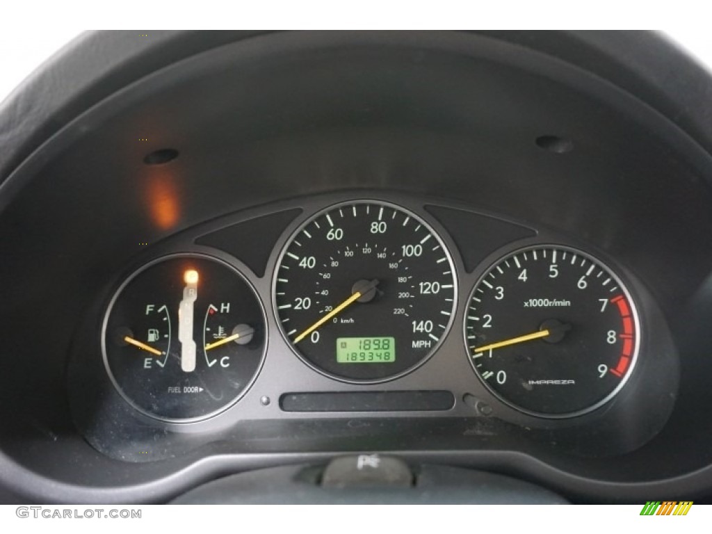 2002 Impreza WRX Sedan - Platinum Silver Metallic / Black photo #34
