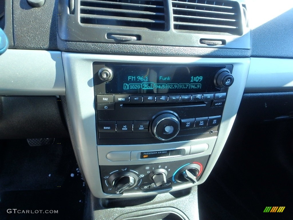 2009 Cobalt LT Sedan - Sport Red / Ebony photo #13