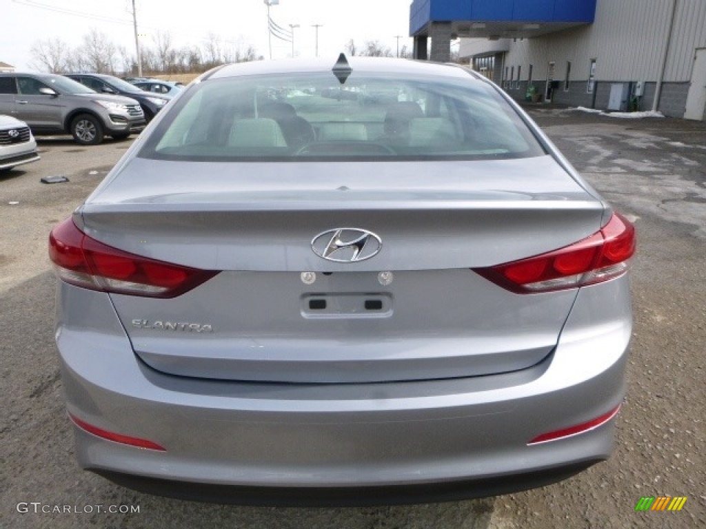 2017 Elantra SE - Gray / Gray photo #8
