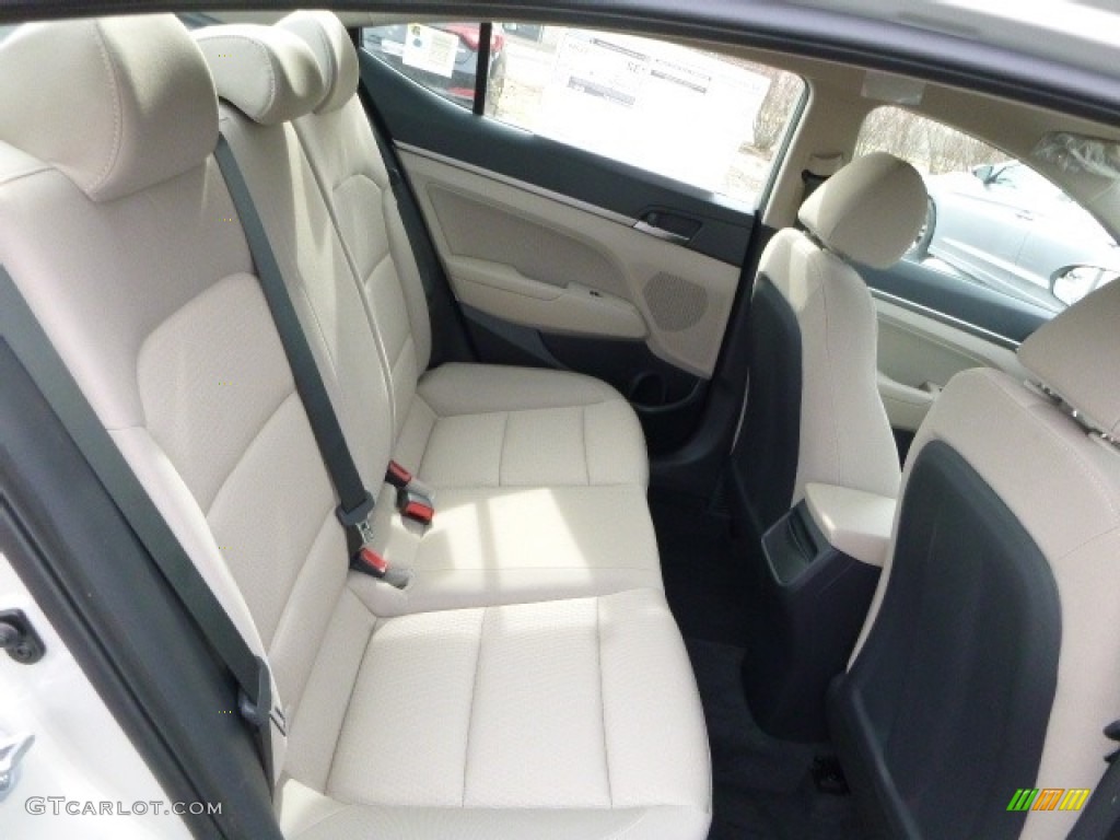 2017 Elantra SE - Beige / Beige photo #5