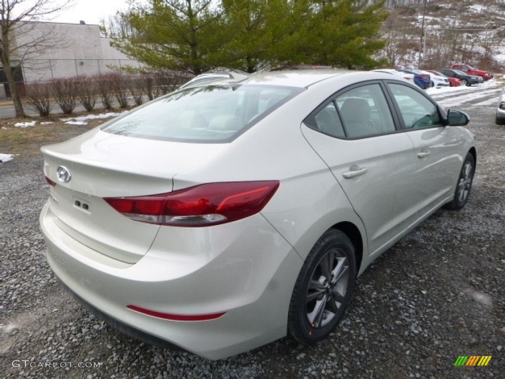 2017 Elantra SE - Beige / Beige photo #7