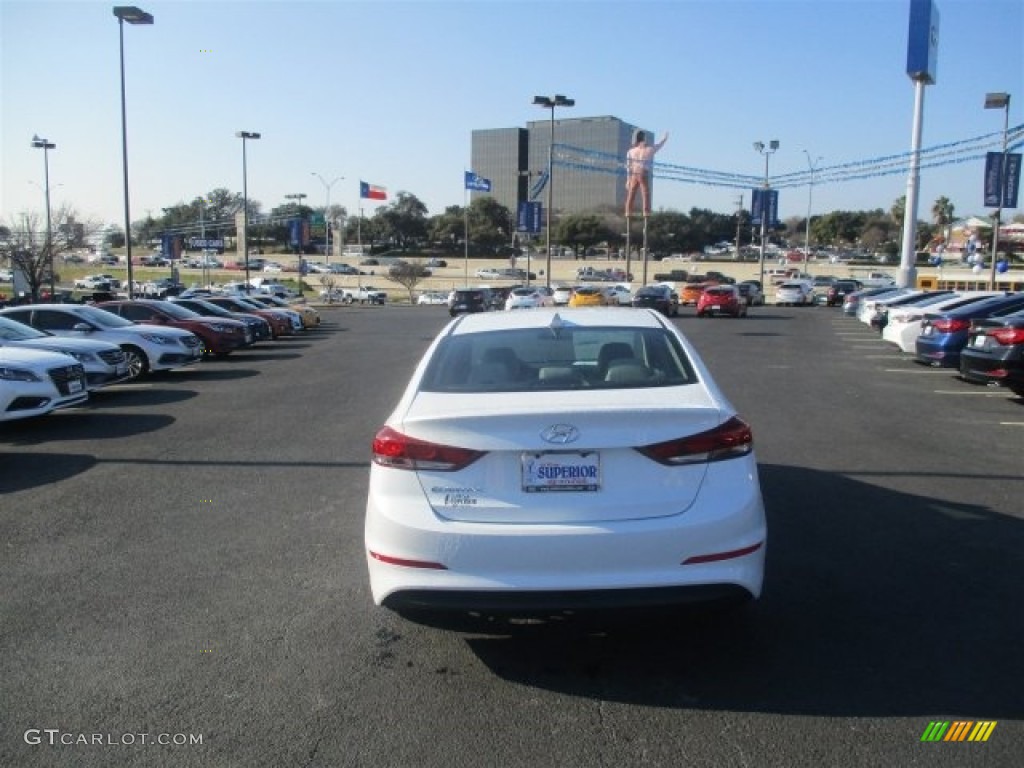 2017 Elantra SE - White / Beige photo #8