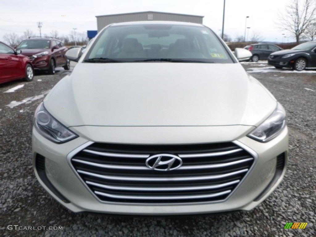 2017 Elantra SE - Beige / Beige photo #12